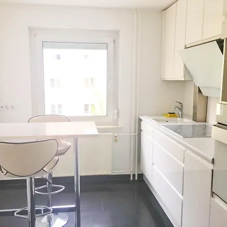 Apartment In Center